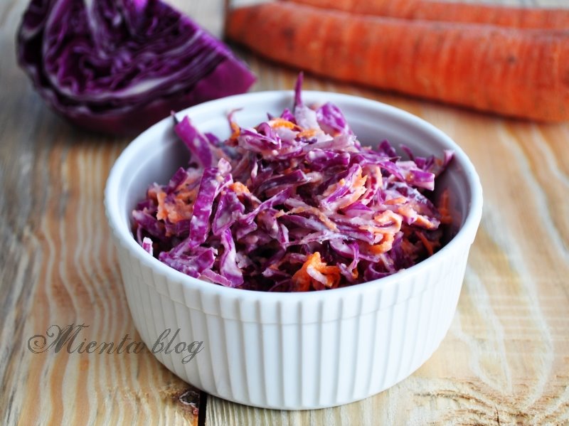 coleslaw - Coleslaw z czerwonej kapusty najlepszą surówką jaką jadłam :)