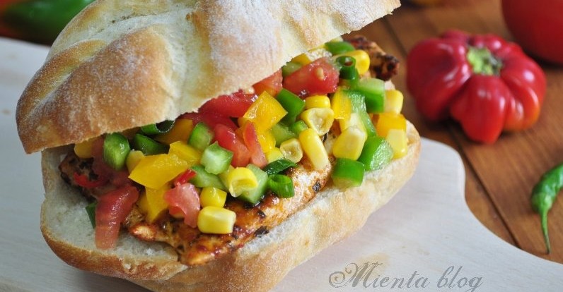 chickenburgeryp e1351954499783 - Chicken burgery paprykowe