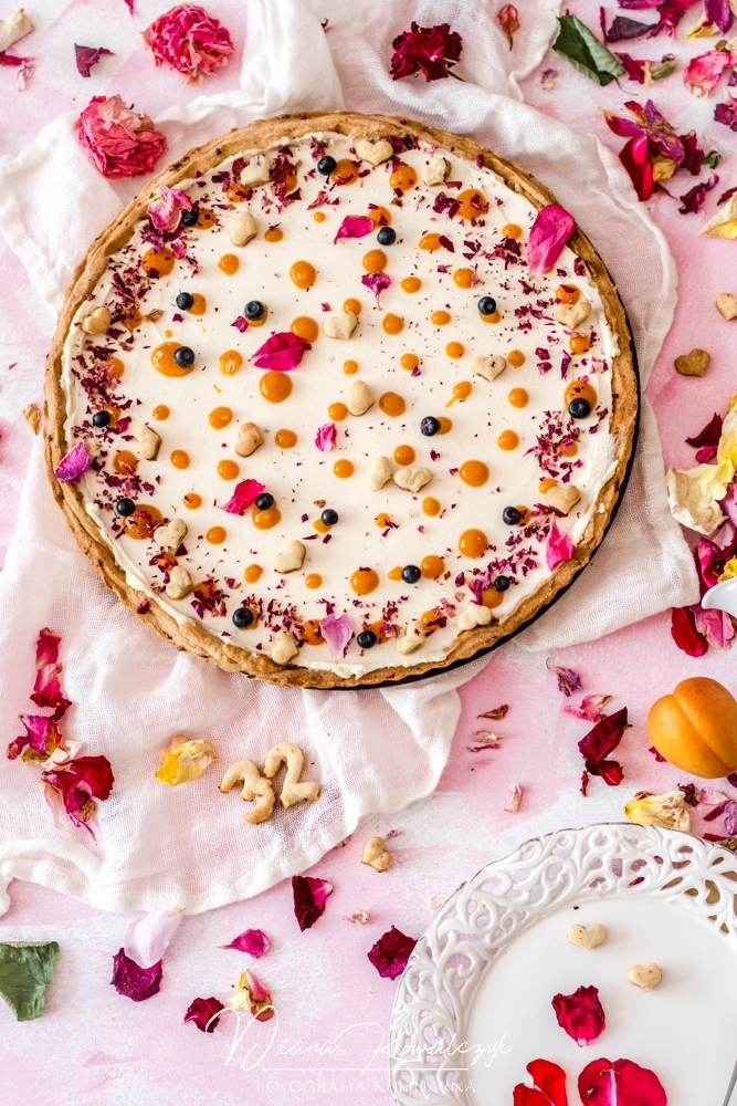 tarta rozano morelowa 2 - Tarta różano-morelowa
