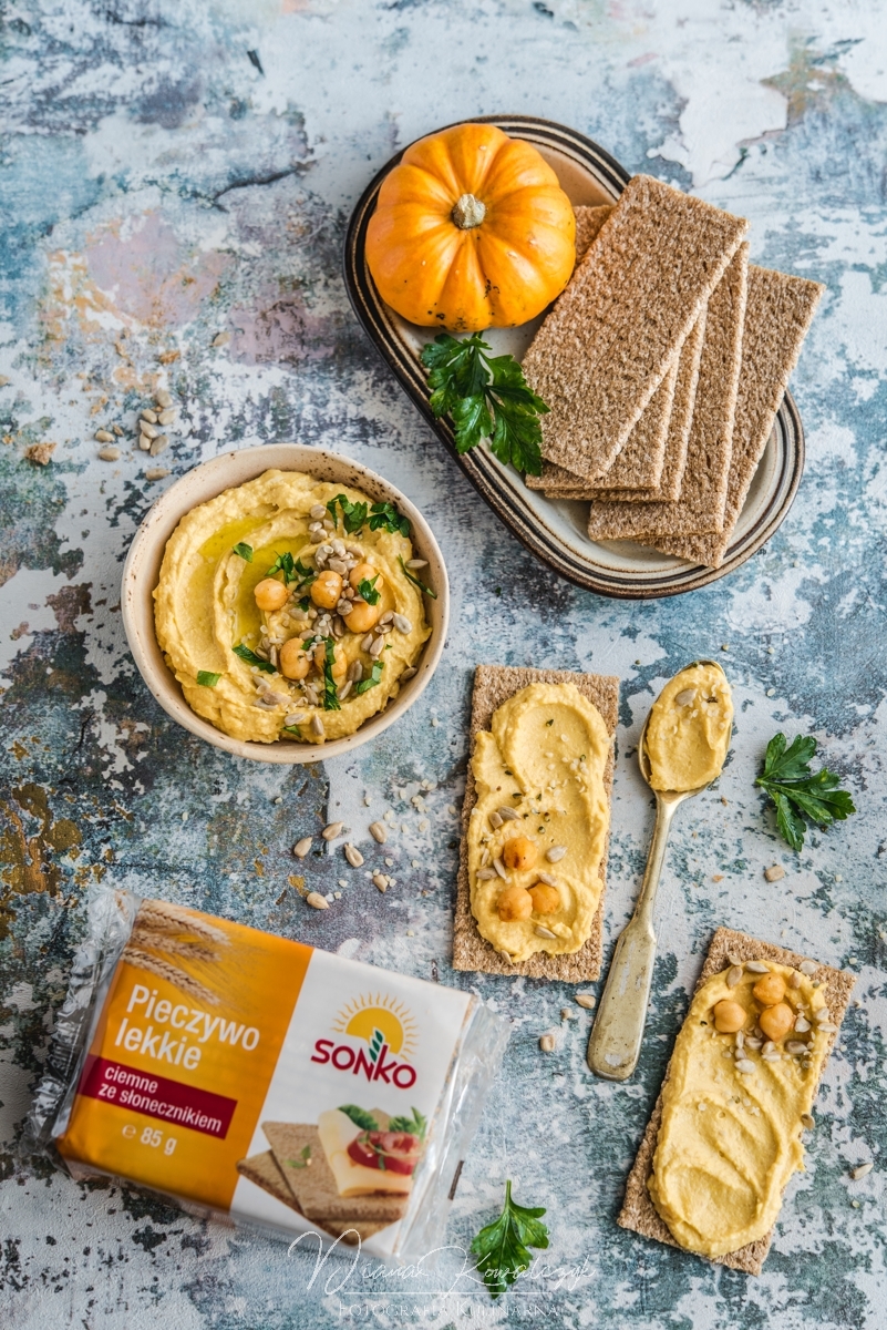 hummus dyniowy z lekkim pieczywem sonko 1 - Hummus dyniowy z lekkim pieczywem