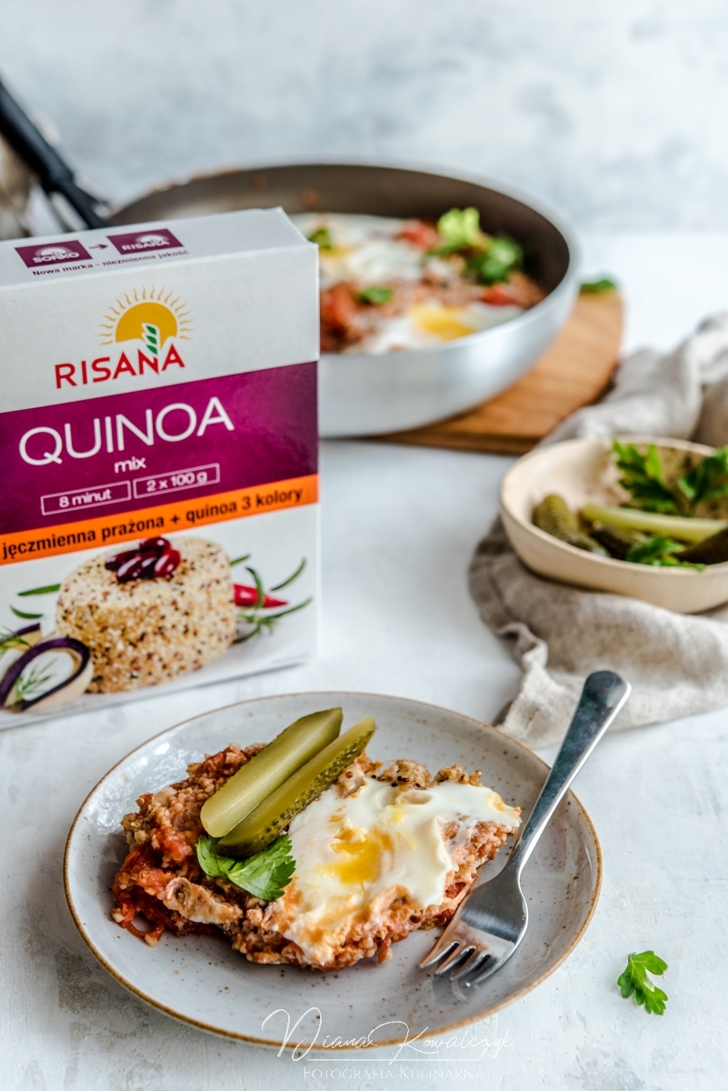 szakszuka z kasza jeczmienna i quinoa 6 - Szakszuka z kaszą jęczmienną i quinoa